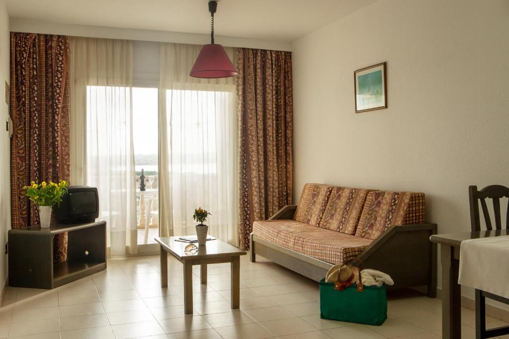 Opcion Roulette De Paya Hotels Es Pujols Room photo